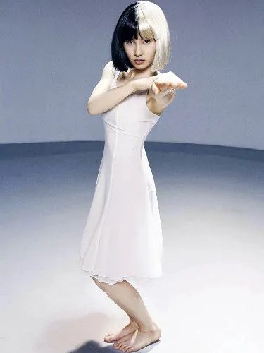 土屋太凤：不再演日式傻白甜的她，我可以！