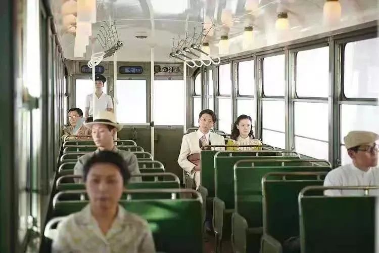 《间谍之妻》不输《色戒》，不愧是年度最佳日影！