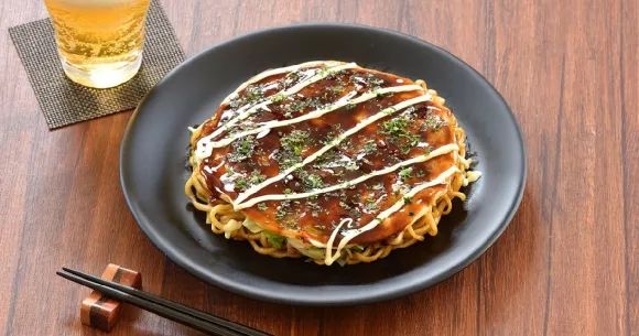 珍珠奶茶过气后,谁成了日本街头小吃界永远的神?