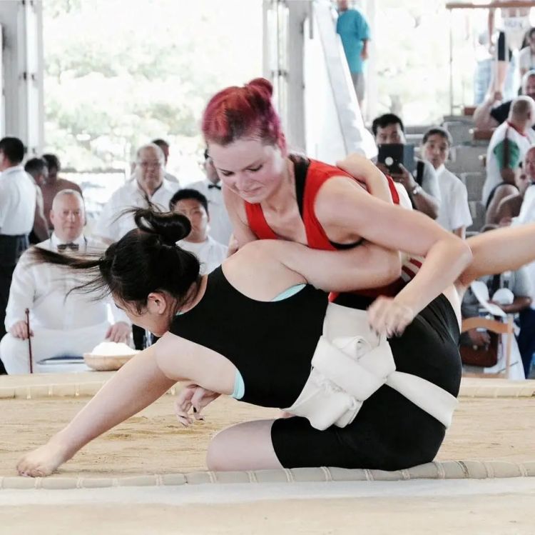 日本大相扑为啥没女人？