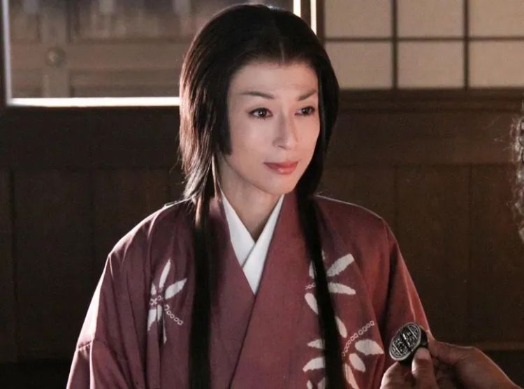 被丈夫控制的日剧女神50岁的她终于离婚了