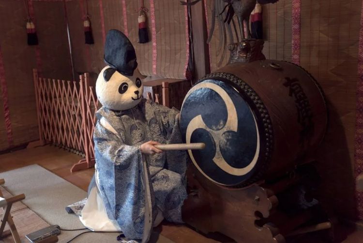 不正经的日本祭典,日本人办得很认真 不正经的日本祭典,日本人办得很认真