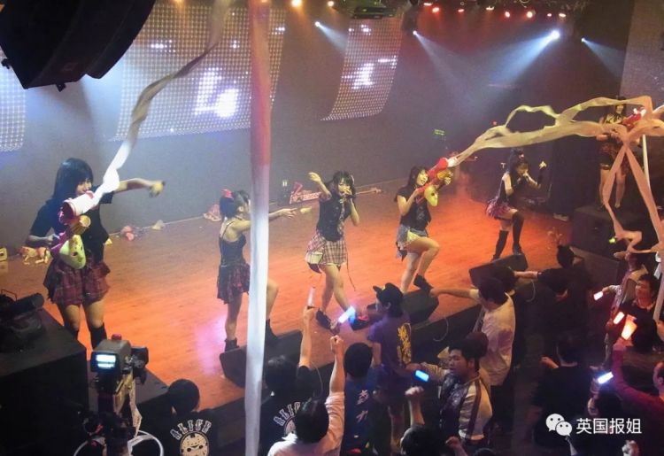 日本人气童星转型失败，落魄沦为成人女优，揭残酷黑幕…