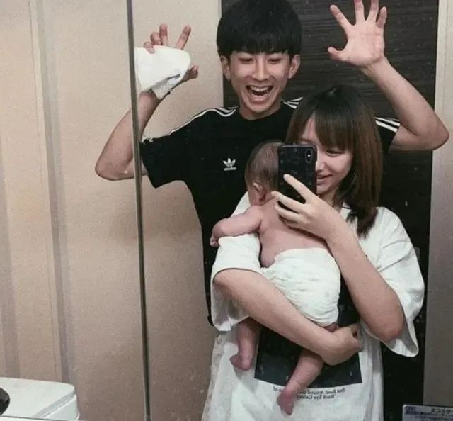 日本未成年少女怀孕后，当上网红、秘密生子…她们的命运各不相同
