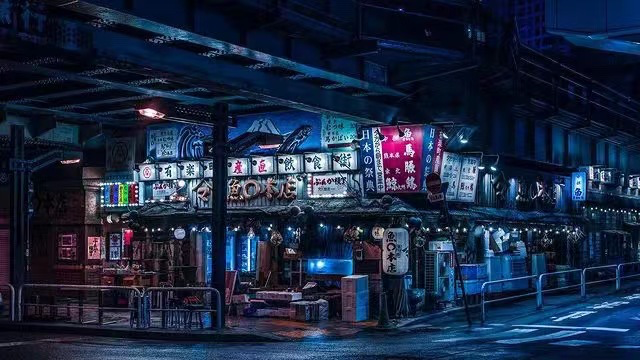 我在日本酒吧打工，学会向艺伎和牛郎倒酒