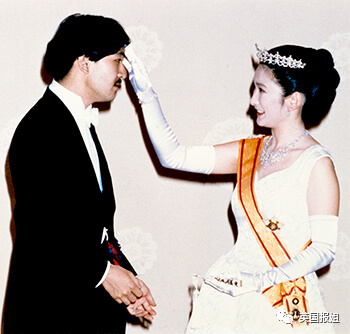 日本真子公主父母恐婚变？王妃怨恨冷战数月，驸马小室圭是导火索