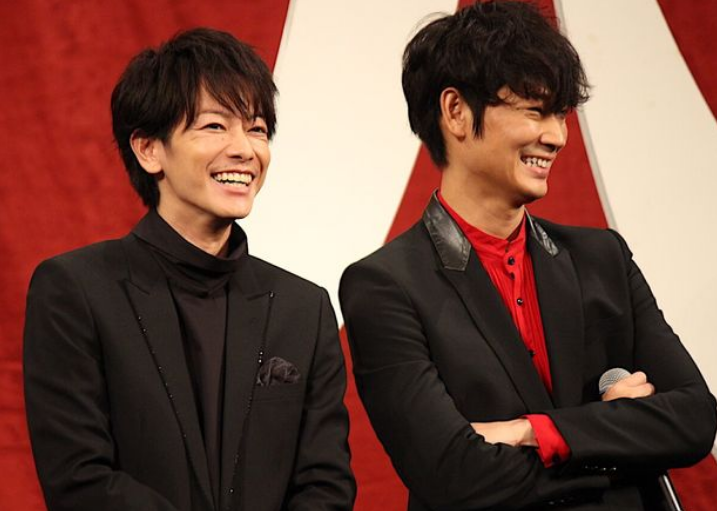 佐藤健被爆是风俗店常客出手阔绰与绫野刚形成鲜明对比