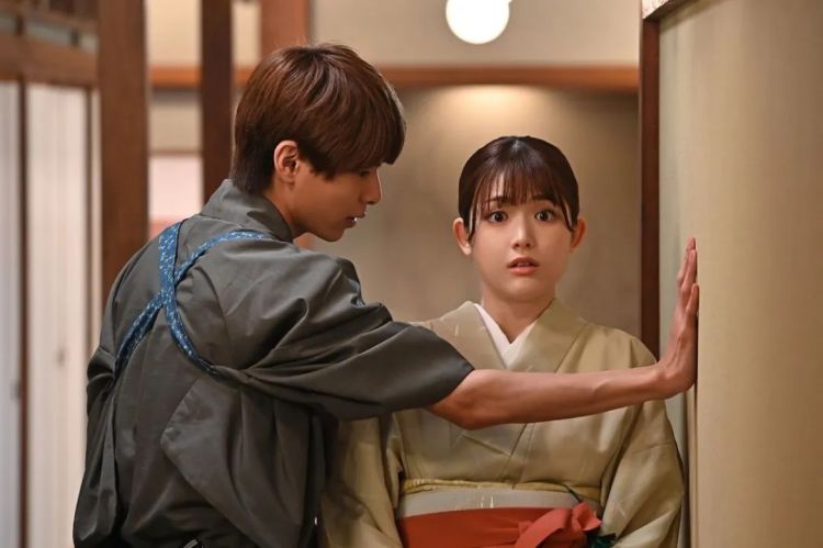 在日本对女生搞壁咚，其实是一种犯罪行为