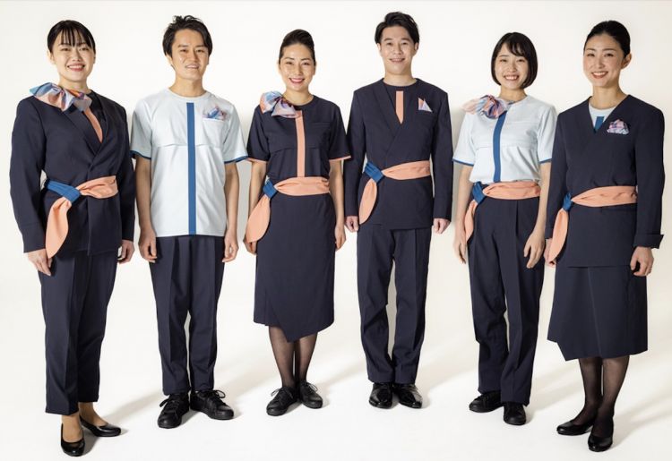日本航空公司全日空推出无性别新制服
