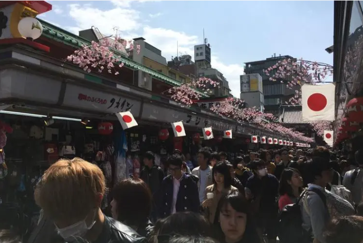 日本房价崩盘回忆：当年贷款买房的平民，后来都怎么样了？