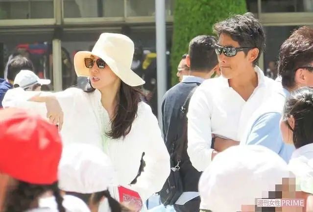 49岁“亚洲顶级女神”近况曝光，一代人心中的白月光，又杀回来了！