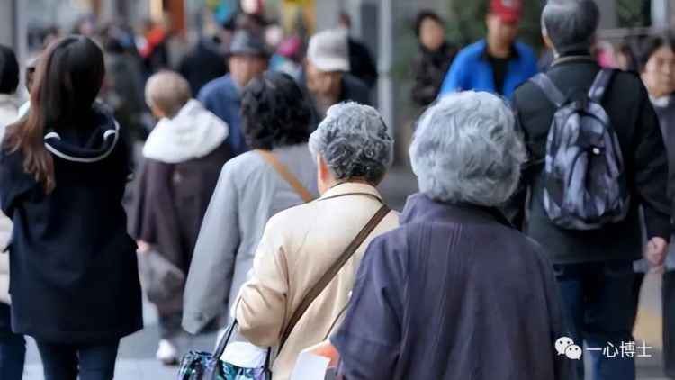 日本打工人，为什么越活越穷？
