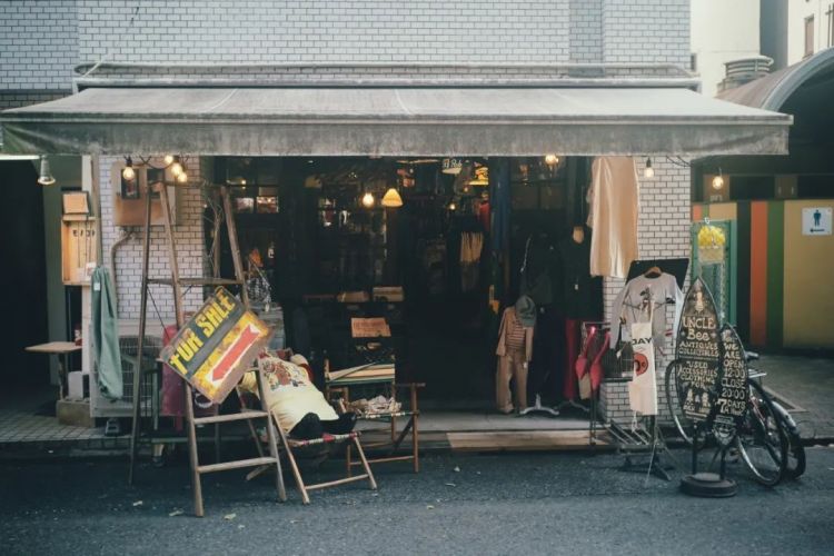 第148期：日本承认超6成储存核污水超标；福原爱疑似陷入经济危机；优衣库换新社长 | 百通板