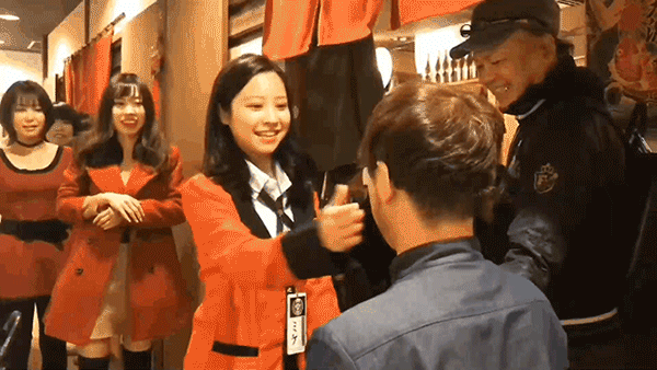 日本居酒屋的特殊服务，只要500日元一次