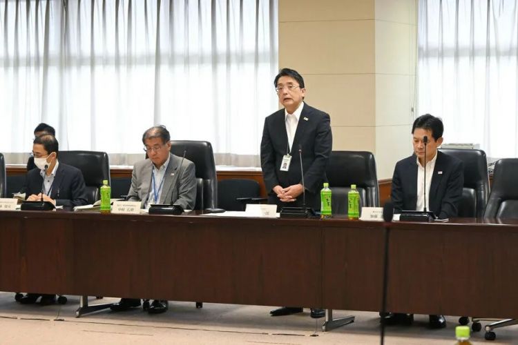 第149期：木村拓哉受杰尼斯丑闻连累或将退社；日本发射登月火箭；日本员工年均收入前十公司排名 | 百通板