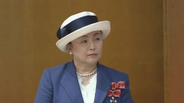 第151期：木村拓哉被指定为杰尼斯接班人；日媒曝羽生结弦妻子是中国地方人；信子妃住院手术 | 百通板