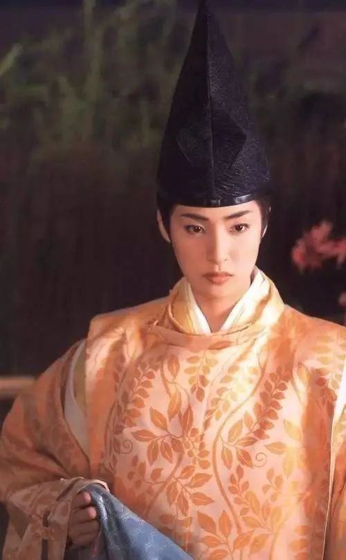 日本美女演员在中国找到“姐姐”：30000年前，她们拥有同一个母系祖先