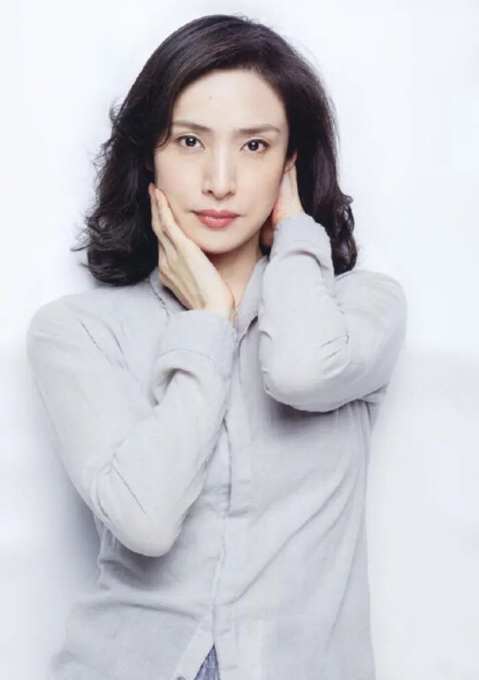 日本美女演员在中国找到“姐姐”：30000年前，她们拥有同一个母系祖先