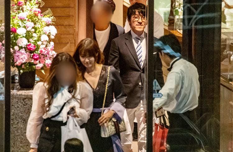 日本纯欲女神与百亿富商婚事告吹 被曝疑出轨