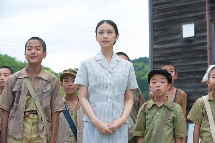 日本“国宝级美少女”终于要荧幕复出,到今天依旧会被她的恶女角色所迷倒 日本“国宝级美少女”终于要荧幕复出,到今天依旧会被她的恶女角色所迷倒