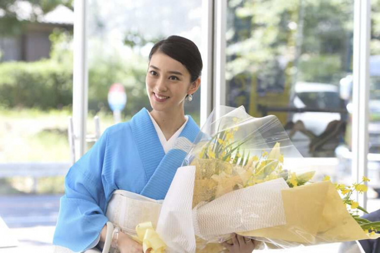 日本“国宝级美少女”终于要荧幕复出,到今天依旧会被她的恶女角色所迷倒 日本“国宝级美少女”终于要荧幕复出,到今天依旧会被她的恶女角色所迷倒