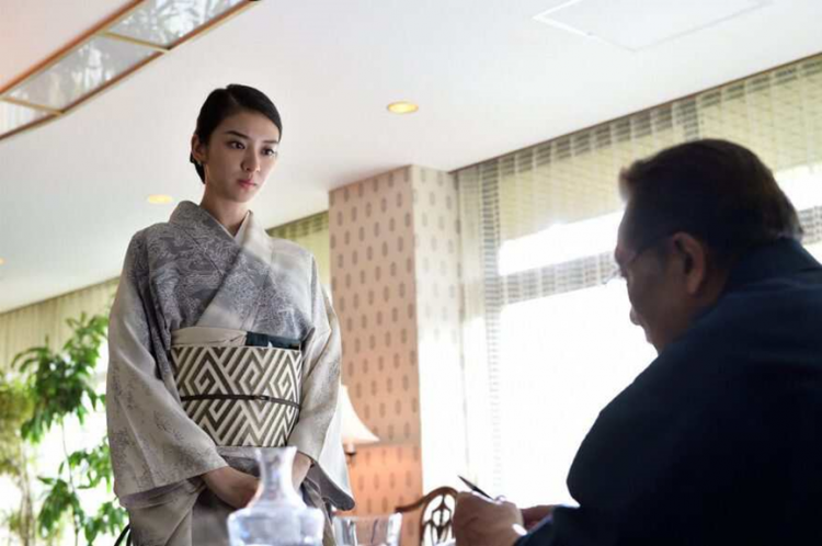 日本“国宝级美少女”终于要荧幕复出,到今天依旧会被她的恶女角色所迷倒 日本“国宝级美少女”终于要荧幕复出,到今天依旧会被她的恶女角色所迷倒