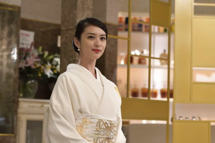 日本“国宝级美少女”终于要荧幕复出,到今天依旧会被她的恶女角色所迷倒 日本“国宝级美少女”终于要荧幕复出,到今天依旧会被她的恶女角色所迷倒