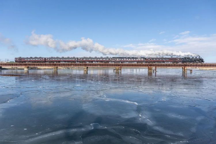 第170期：梅西日本行引争议；日本政府或将取消这些永住者的在留资格；中国将翻拍《白夜行》| 百通板