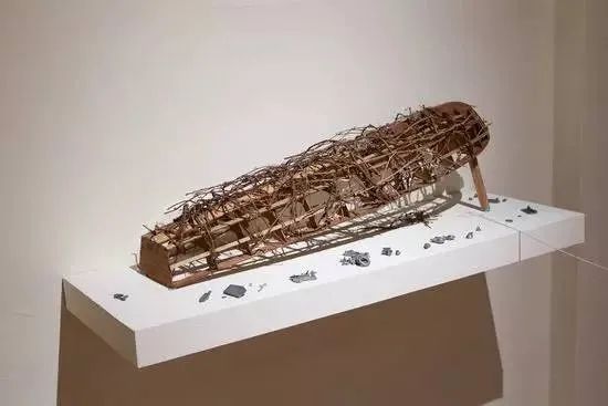 他还是最早购买蔡国强作品的收藏家之一,曾借出藏品给古根海姆美术馆