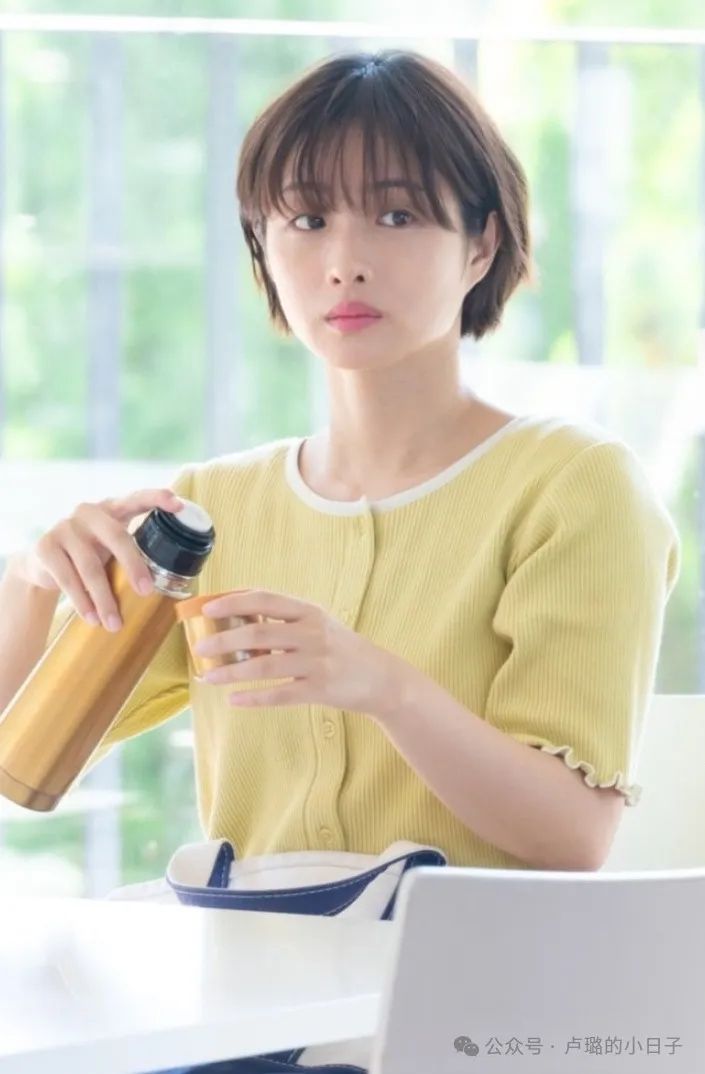 日本初恋女神闪婚生子后,终于复出拍戏,神颜一去不复返? 日本初恋女神闪婚生子后,终于复出拍戏,神颜一去不复返?