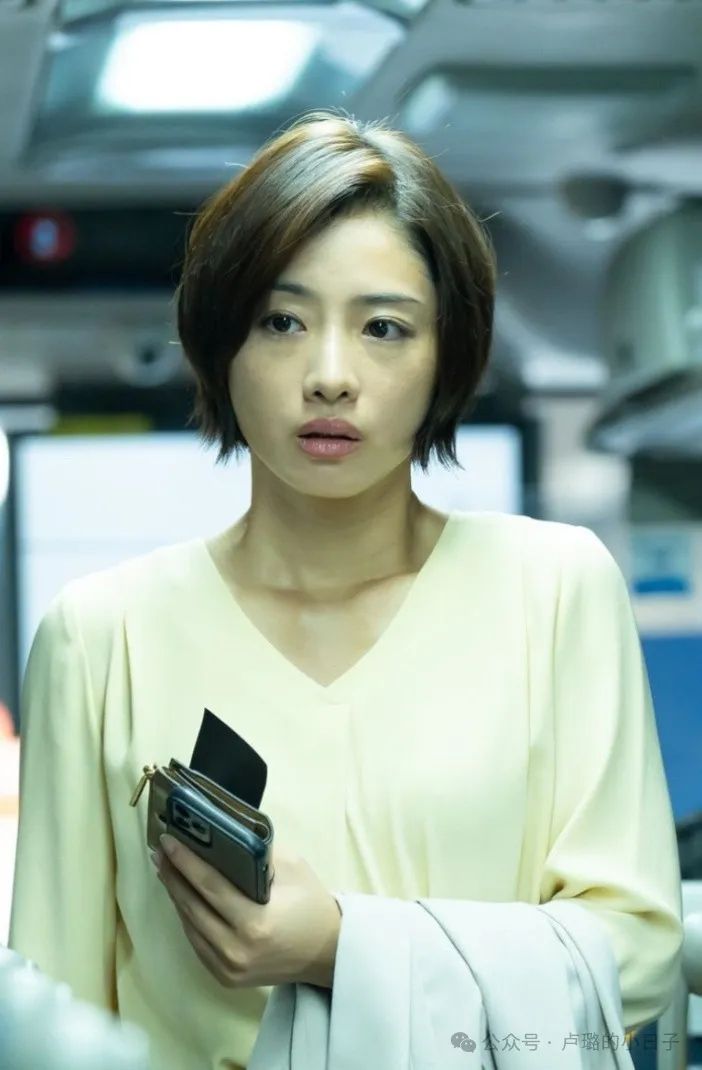 日本初恋女神闪婚生子后,终于复出拍戏,神颜一去不复返? 日本初恋女神闪婚生子后,终于复出拍戏,神颜一去不复返?