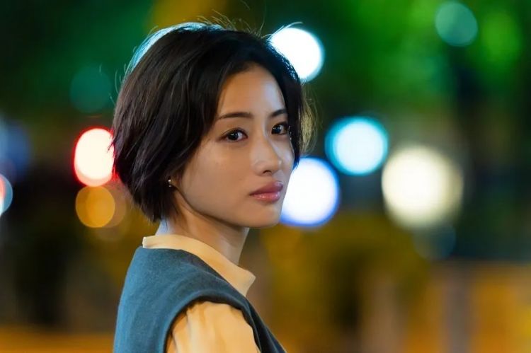 日本初恋女神闪婚生子后,终于复出拍戏,神颜一去不复返? 日本初恋女神闪婚生子后,终于复出拍戏,神颜一去不复返?