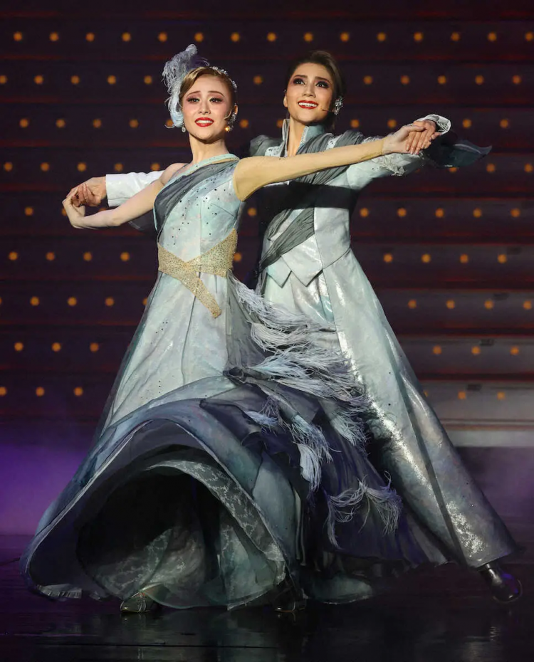 时隔一年多 宝冢歌剧团宙组东京剧场再次公演