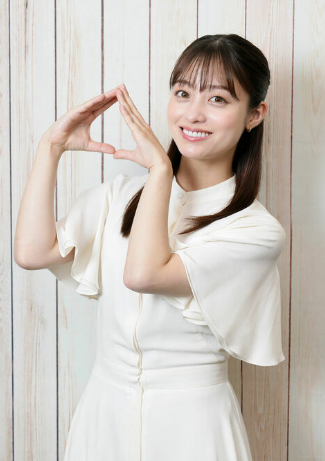 桥本环奈首登NHK晨间剧 诠释