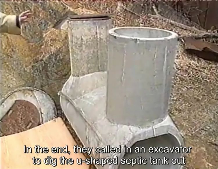 日本离奇悬案:被困蹲便器下的人 日本离奇悬案:被困蹲便器下的人