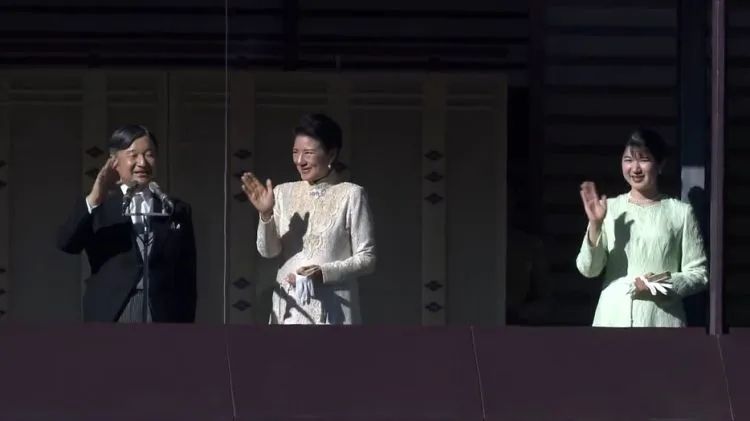 第218期：日本制铁将起诉拜登？知名男星醉酒闯入民宅掉代言；红白收视涨了 告别倒一；平野紫耀或将演晨间剧？| 百通板