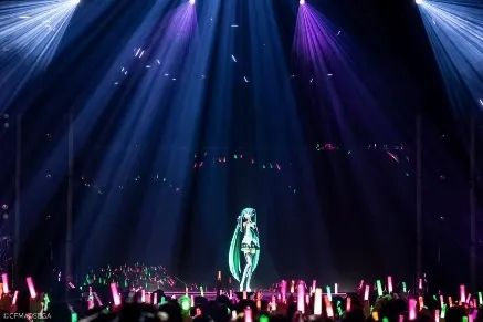 官方警告!宅男公务员和初音未来结婚6年后摊上事了! 官方警告!宅男公务员和初音未来结婚6年后摊上事了!