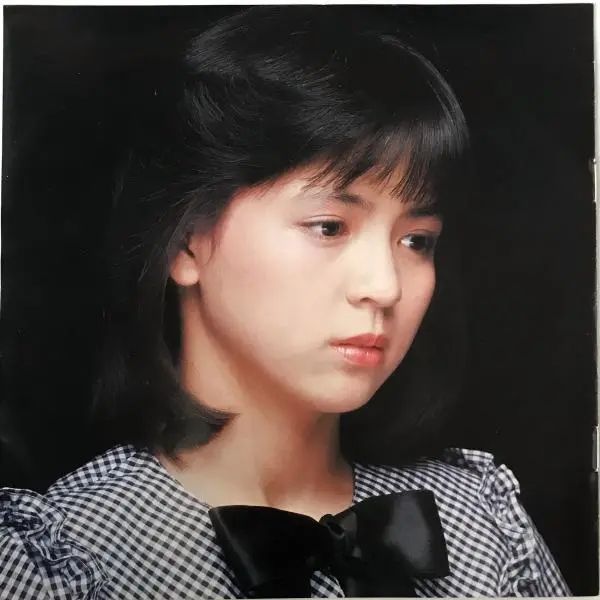 风靡日本的女偶像…在45岁考大学、60岁当教授！天生反骨的她靠一只狗彻底改变人生