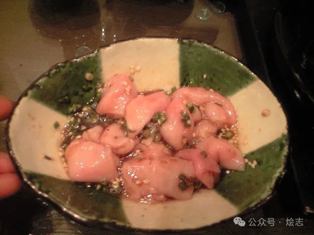 不是，你们还真吃啊？数落一下日本的内脏刺身...