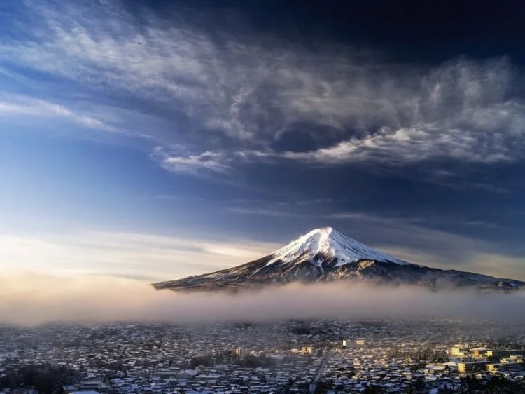 梦幻联动！樱花×富士山的绝美瞬间