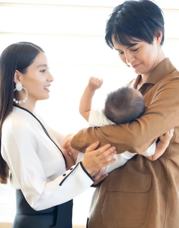 原来日娱荧幕CP真能 “假戏真做”啊...