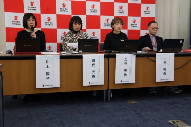 生而贫穷：被纸尿裤和奶粉压垮的日本人