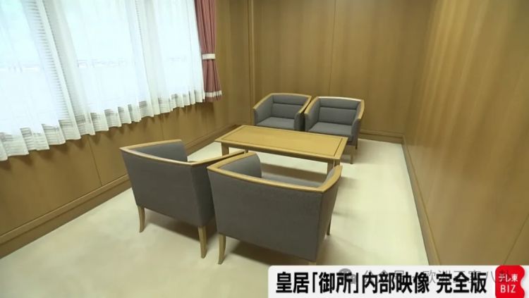 这王宫，也“朴实无华”得过头了吧？