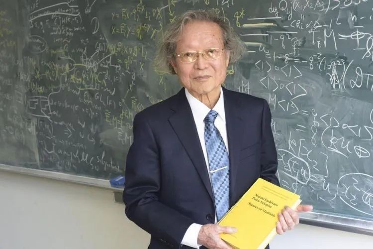 第230期：搞笑艺人节目公然骚扰知名女星？月曜翻车！承认恶剪中国女性采访；美国25％关税重创日系车企？ | 百通板