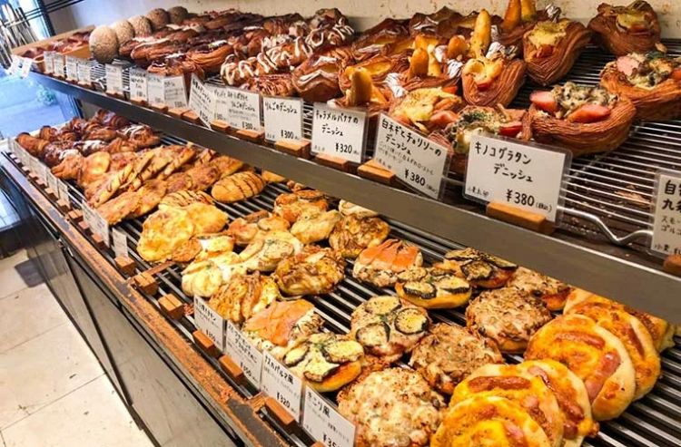 这家日本天天排队爆火的面包店RIKI，比神户牛更让当地人疯狂！