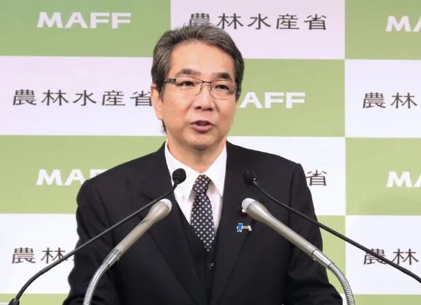 第231期：二次检测通过 日本海产将解禁？公厕没有卫生巾被日本网友痛批？知名女星肇事伤人被捕 | 百通板