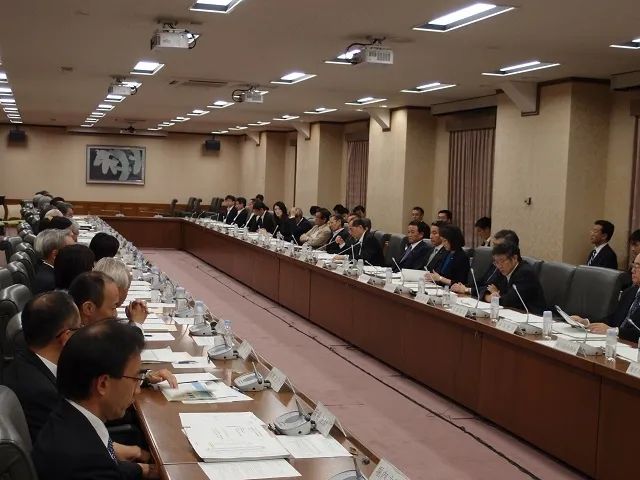 日本大学教小学计算，把财务省整破防了