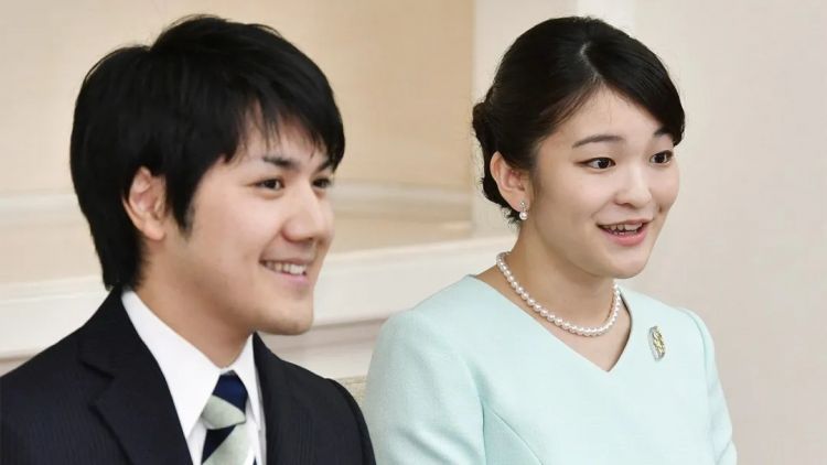 从公主到妈妈，“逃离”皇室后真子公主完全是个普通人？