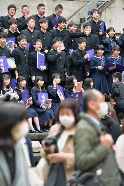 后疫情时代,口罩重塑了日本人 后疫情时代,口罩重塑了日本人