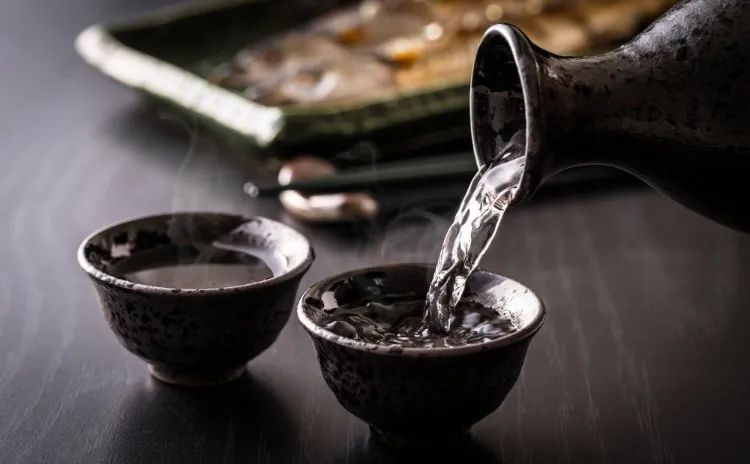 白酒不断碰壁的“走向世界”，日本酒为何轻松做到了？